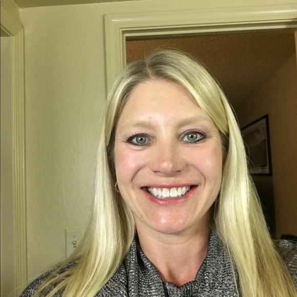 Meet your Posher, Holly - Picture 6 of 7